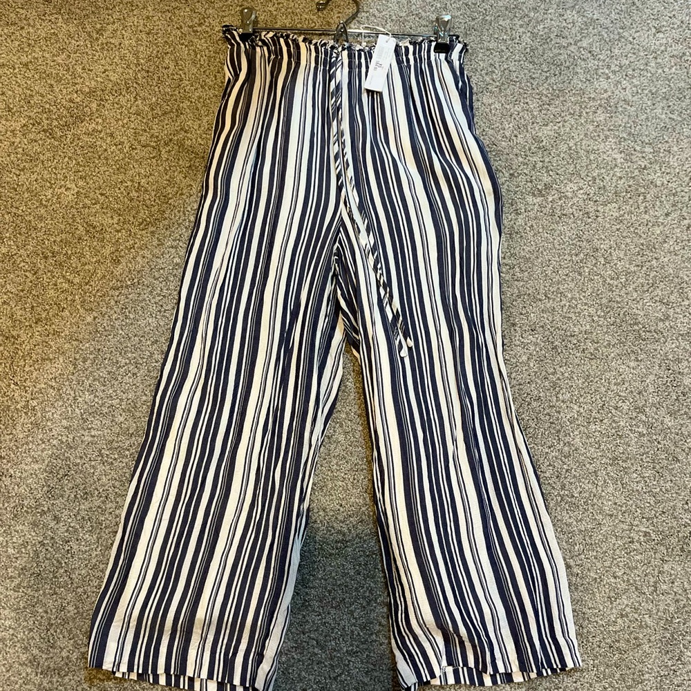 NWT - blue and white striped linen pants